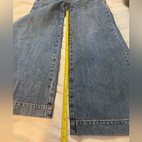 Vintage Italian Designer Etro high waisted jeans, cropped wide leg - Picture 6 of 10